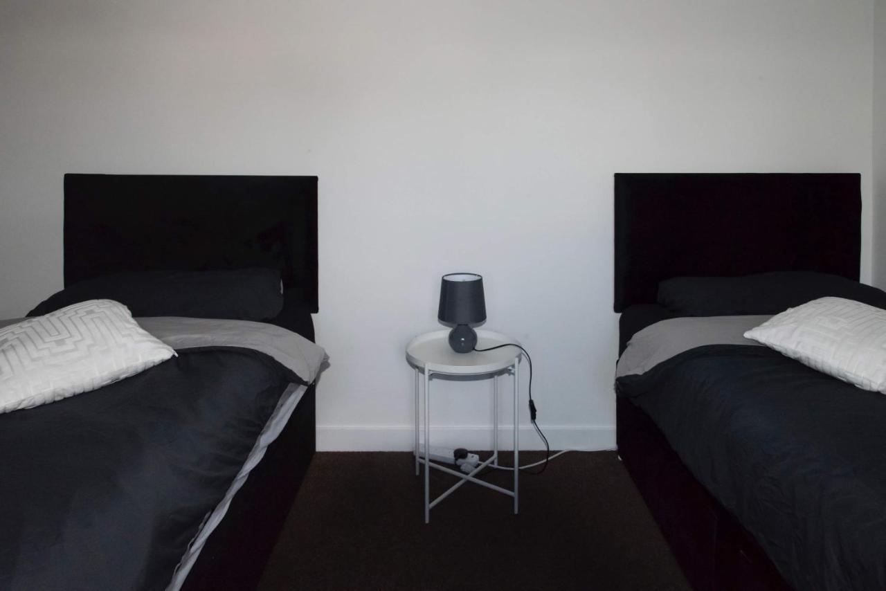 Dumfries Apartment Екстериор снимка
